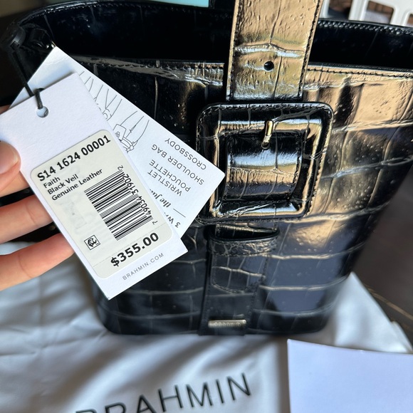 Black Veil Genuine Leather Brahmin Purse - Picture 6 of 13